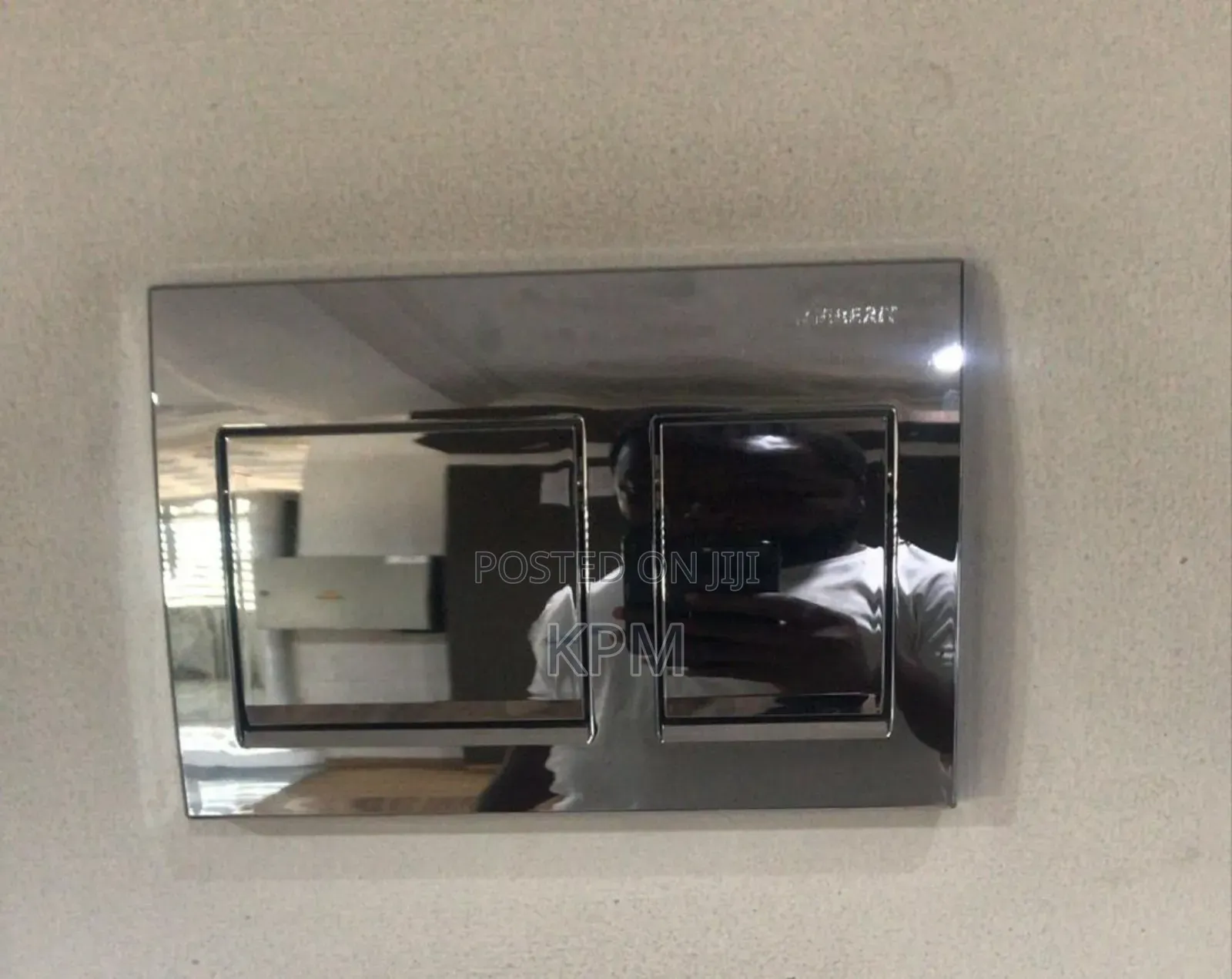 Horizontal Pivot Simple Mirror