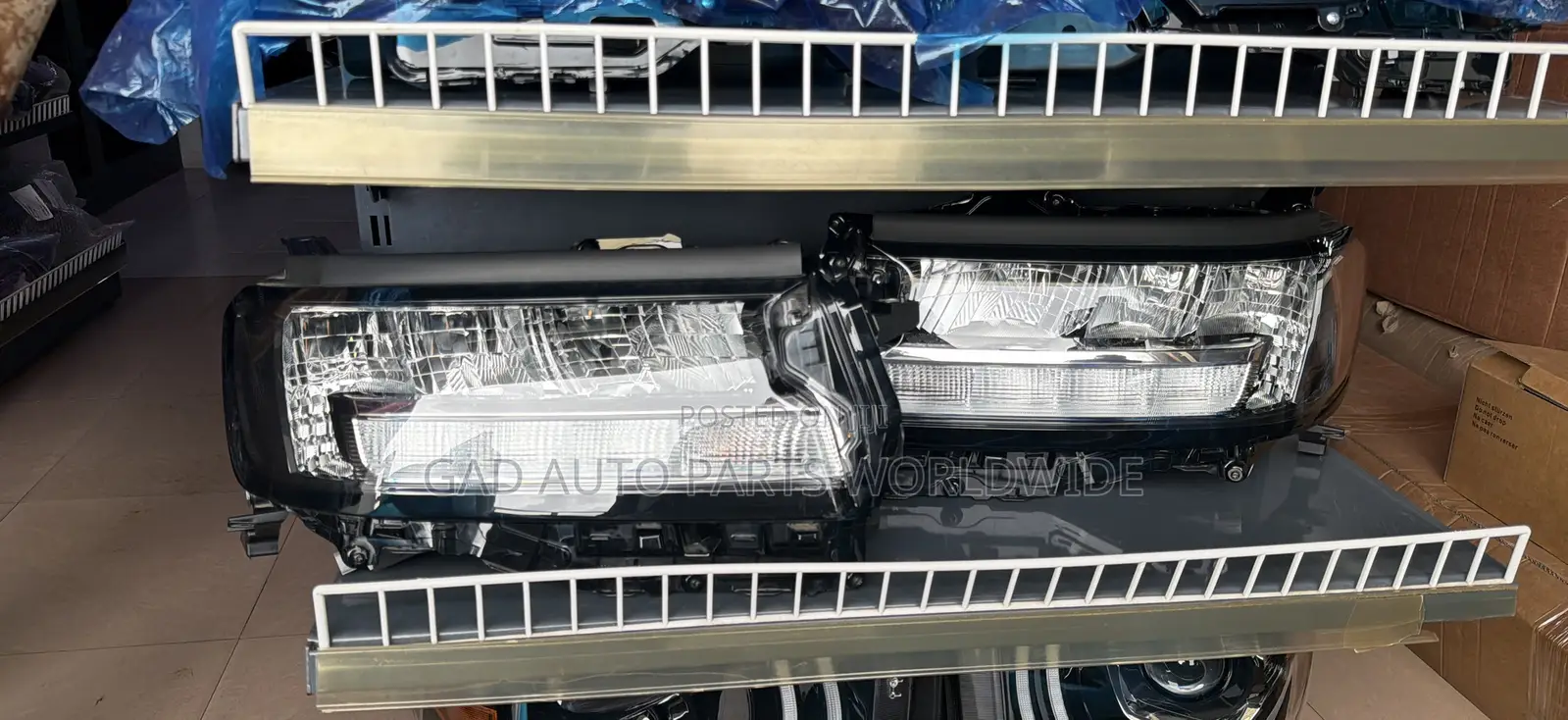 Toyota Lan Cruiser V8 Touring Headlights 2022-2026