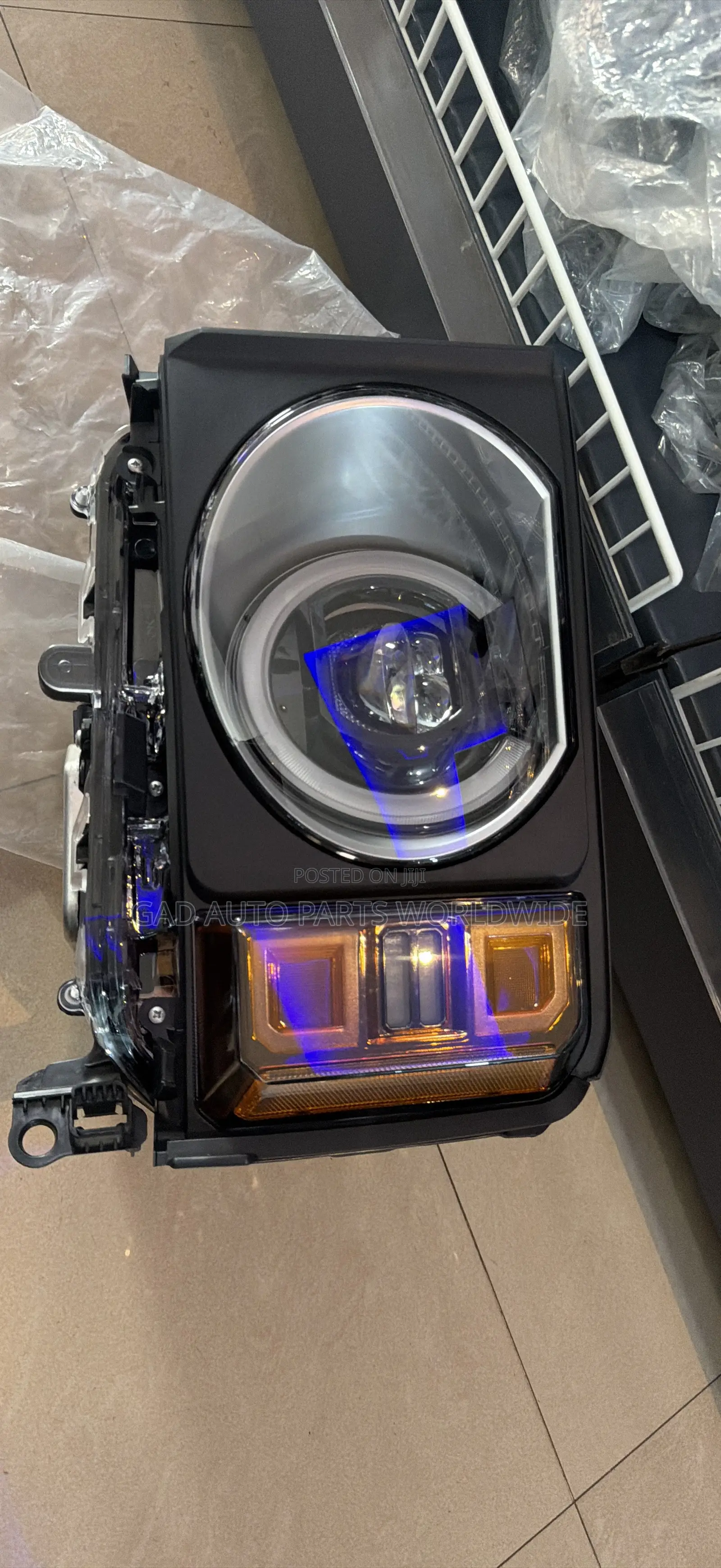 Toyota Lan Cruiser Prado Headlight