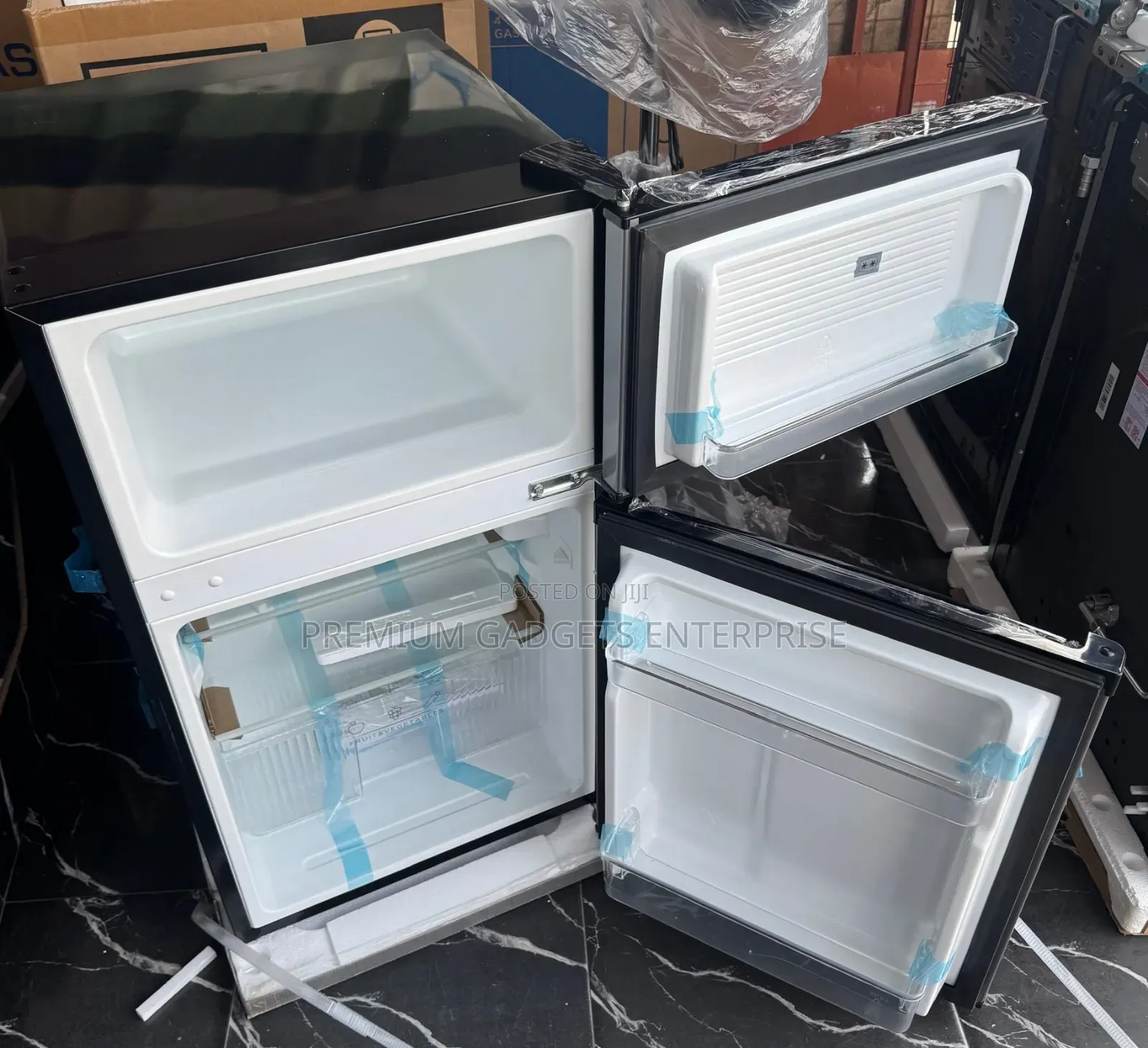 Midea 87ltr Fast Cooling Double Door Table Top Fridge Mdrt134fgn50