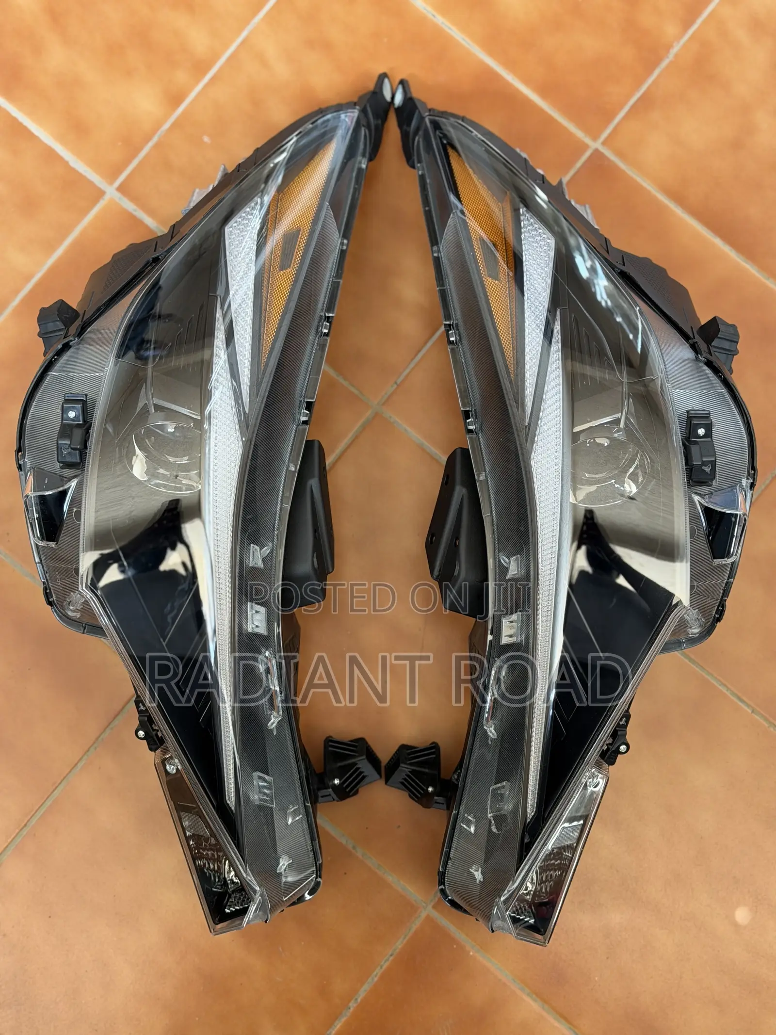 Hyundai Elantra 2023 Headlight