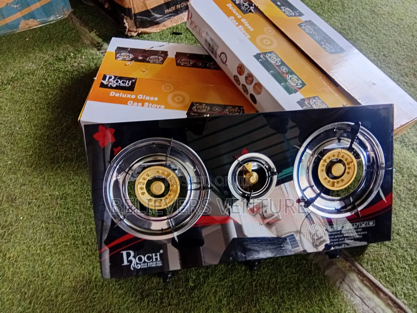 Roch 3 Burners Gas Cooker – Reliable Heat for Every Meal