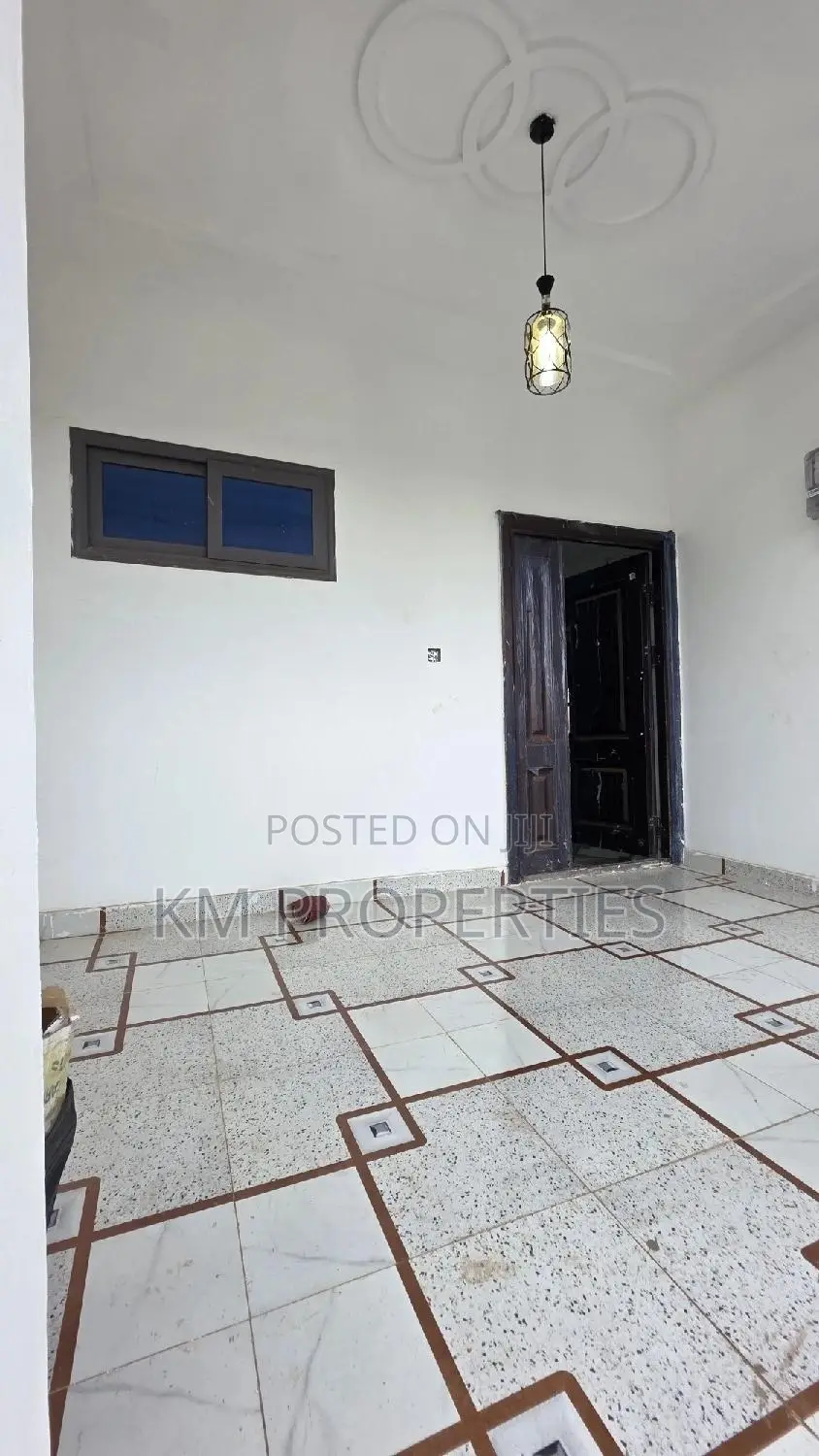 2bdrm Apartment in Mile 7 for rent