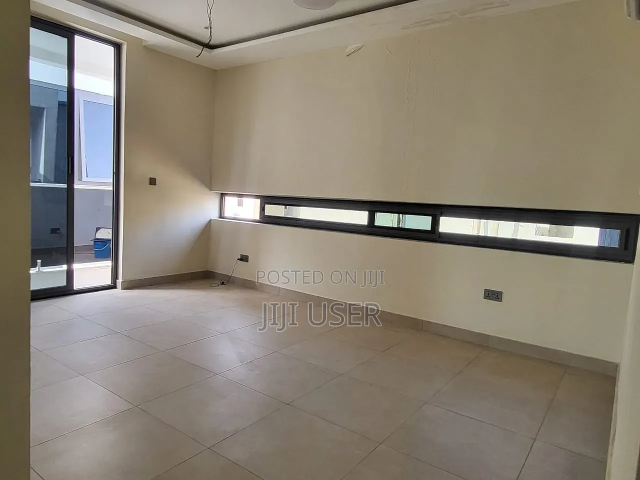 4bdrm House in Devtraco Road, Accra Metropolitan for sale