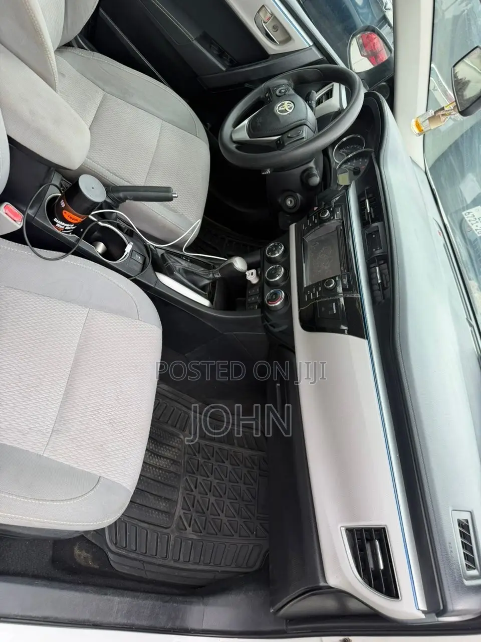 Toyota Corolla L 4dr Sedan (1.8L 4cyl 4A) 2014 White