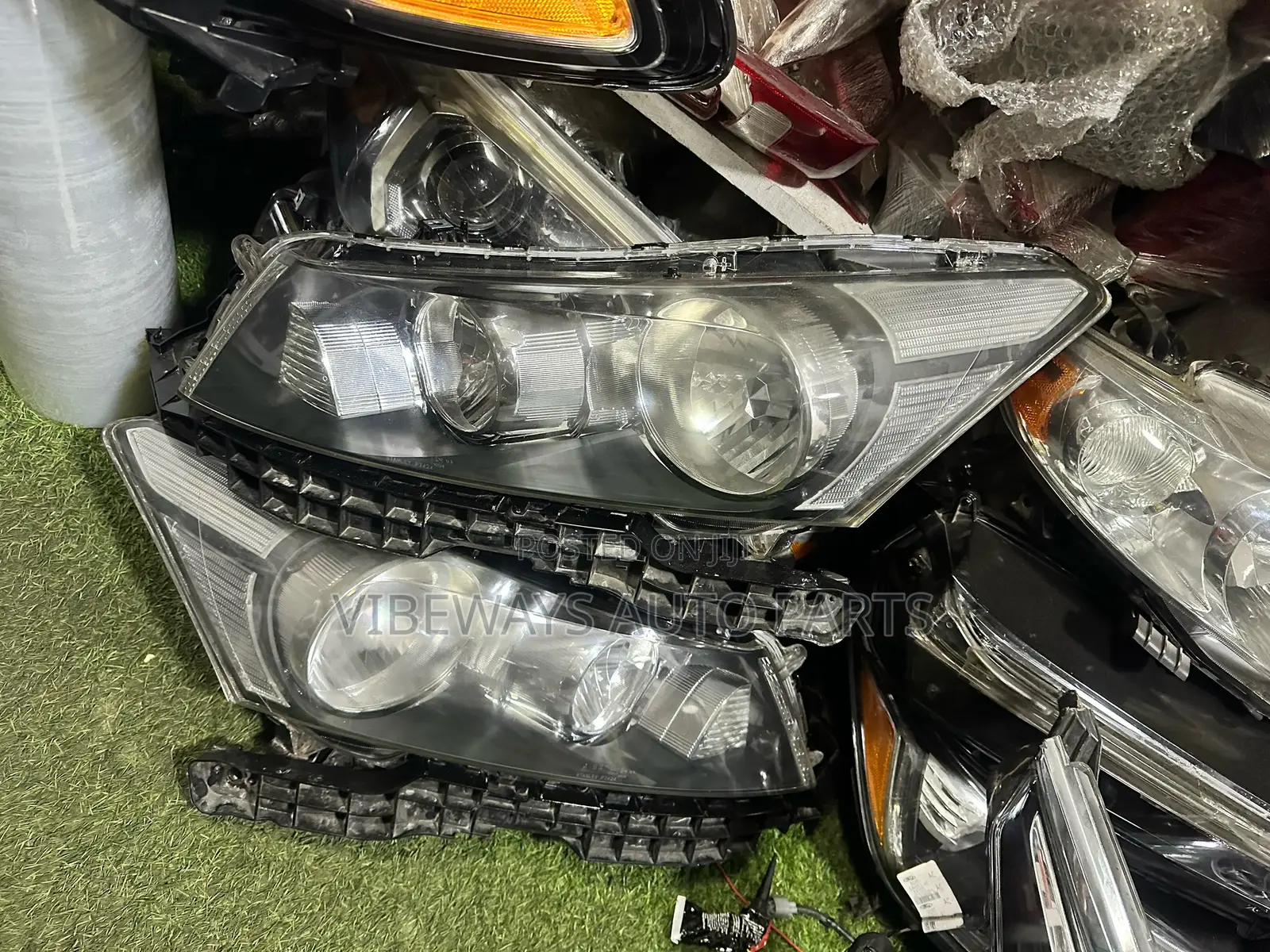 Honda Accord 2011 -2012-2013 Headlights Original Charger Type