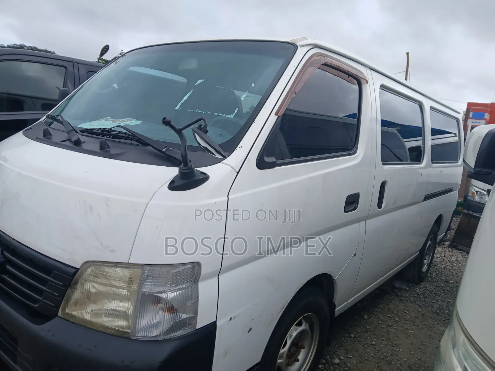 Nissan Caravan (Urvan) 2008 White