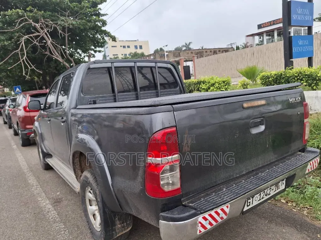 Toyota Hilux 2015
