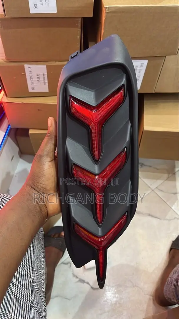 Civic 2016 to 22 Back Reflector