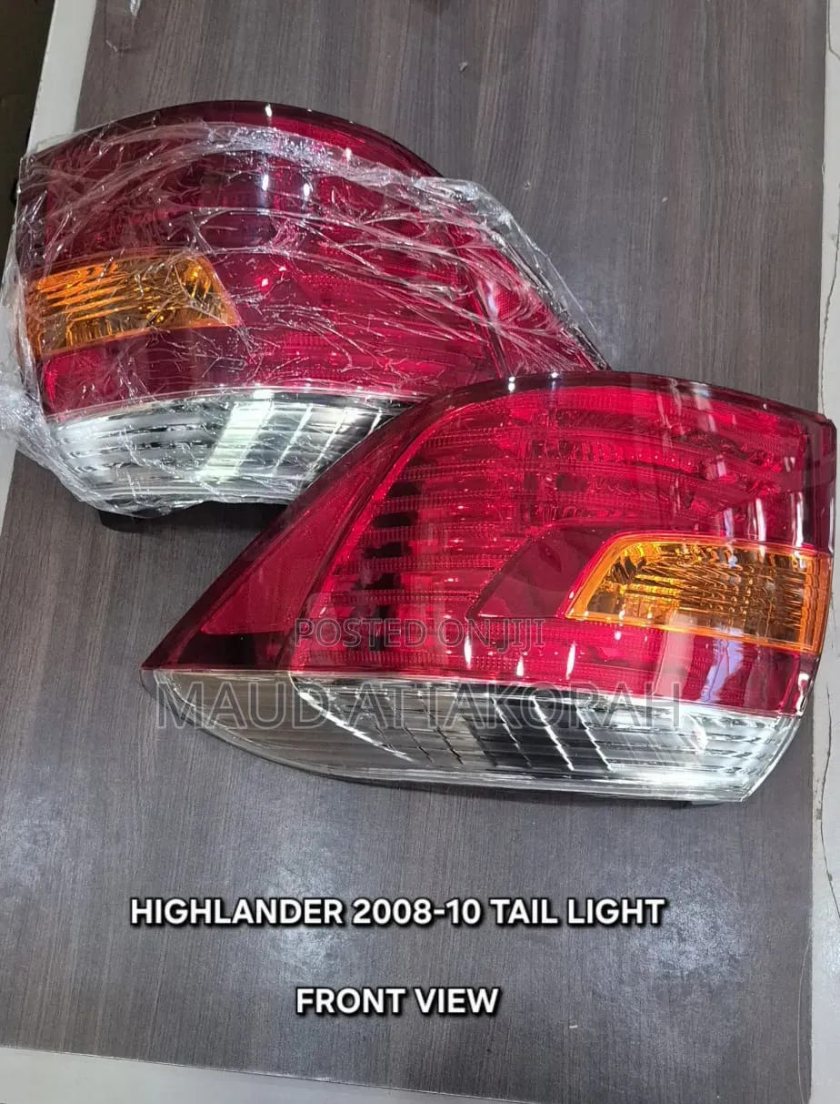 Toyota Highlander 2008-2010 Taillight