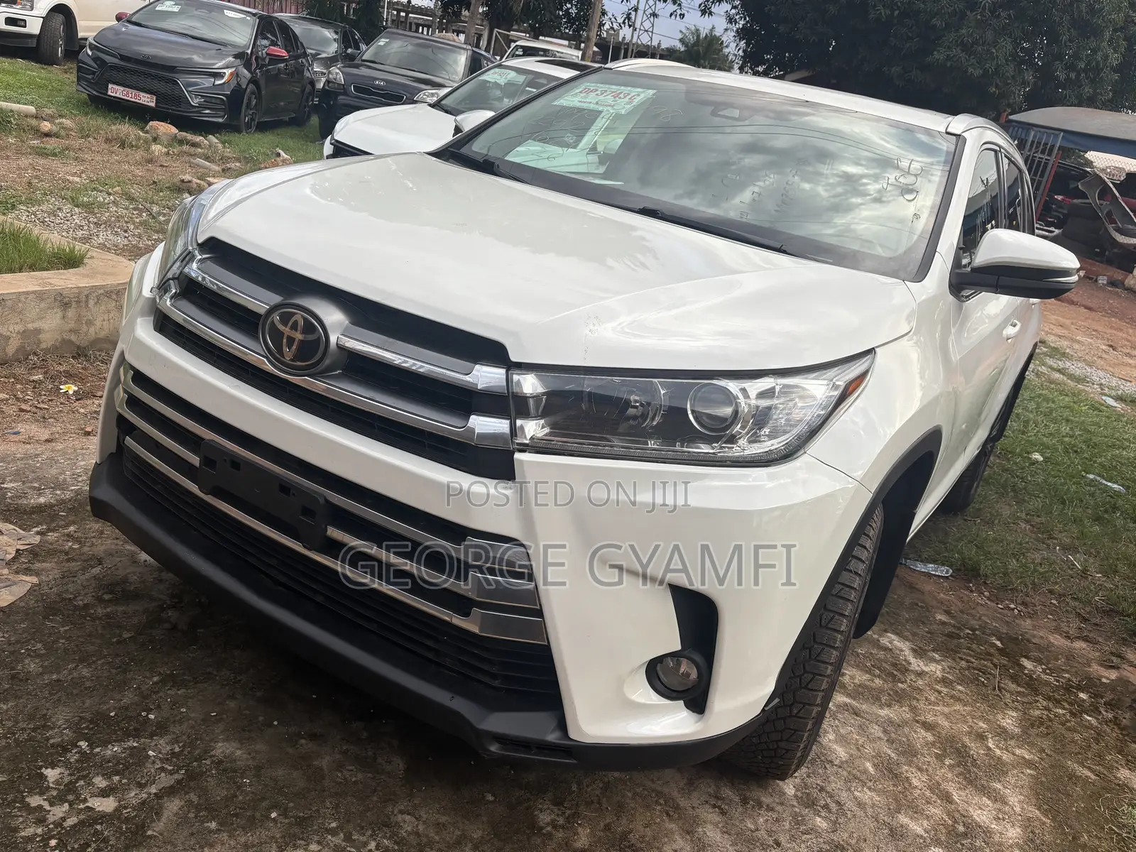 Toyota Highlander XLE 4x4 V6 (3.5L 6cyl 8A) 2018 White