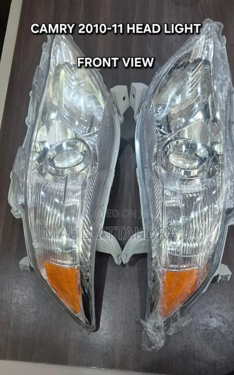 Toyota Camry 2010-2011 Headlight