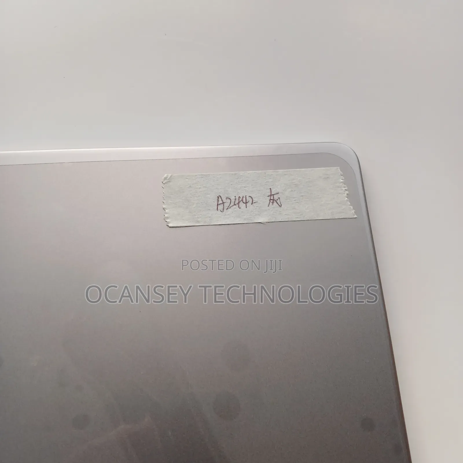 Original Apple A2442 Macbook Screen