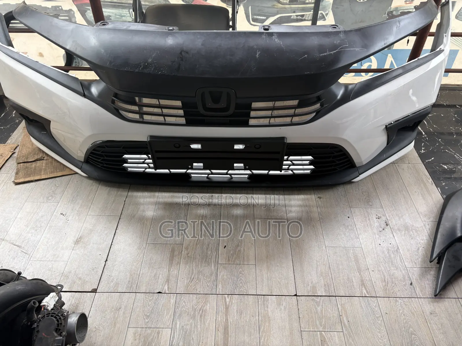 Honda Civic Front Back Bumpers and Its Accessories Available