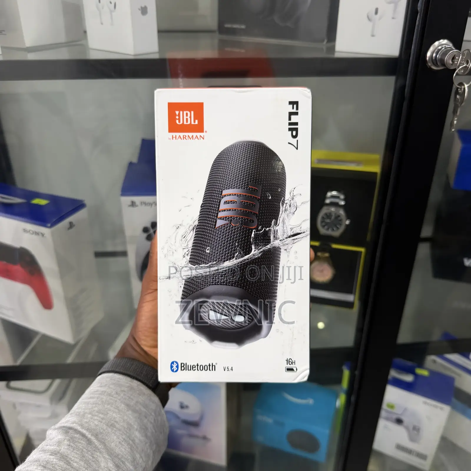 JBL Flip 7 Portable Bluetooth Speaker