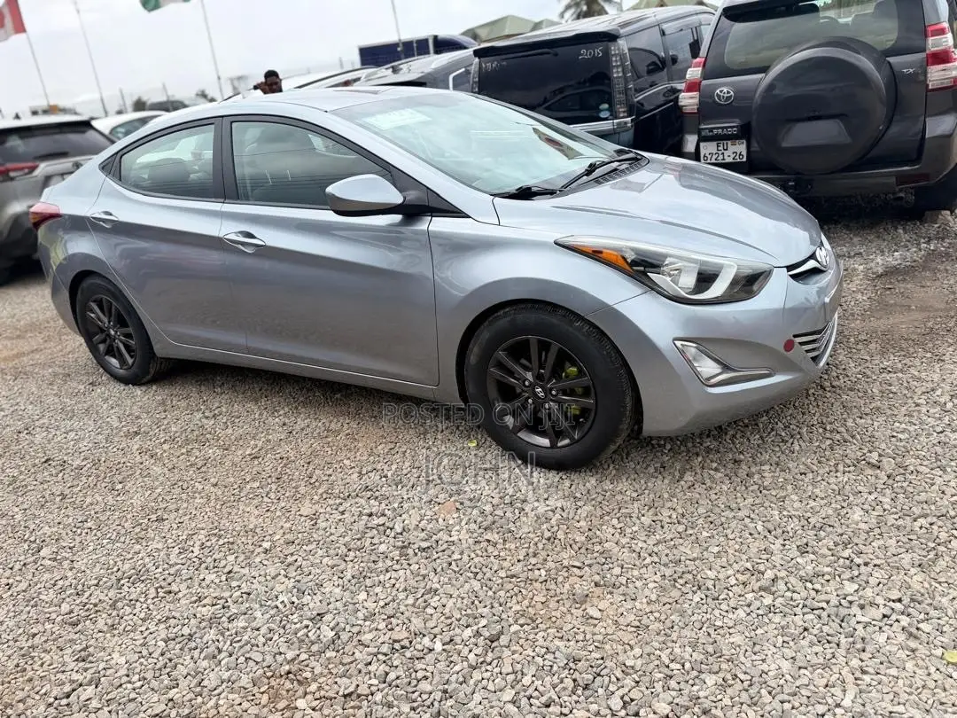 Hyundai Elantra SE Sedan FWD (1.8L 4cyl 6A) 2016 Gray