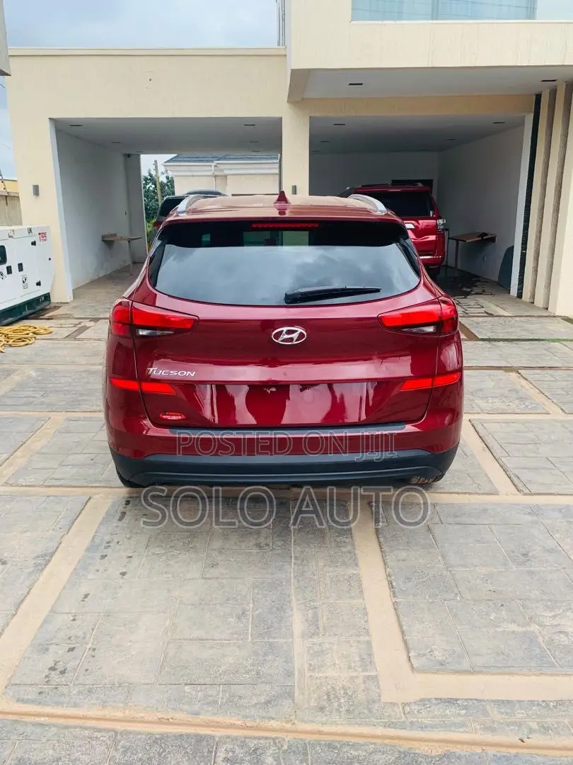 Hyundai Tucson Value FWD 2020 Red