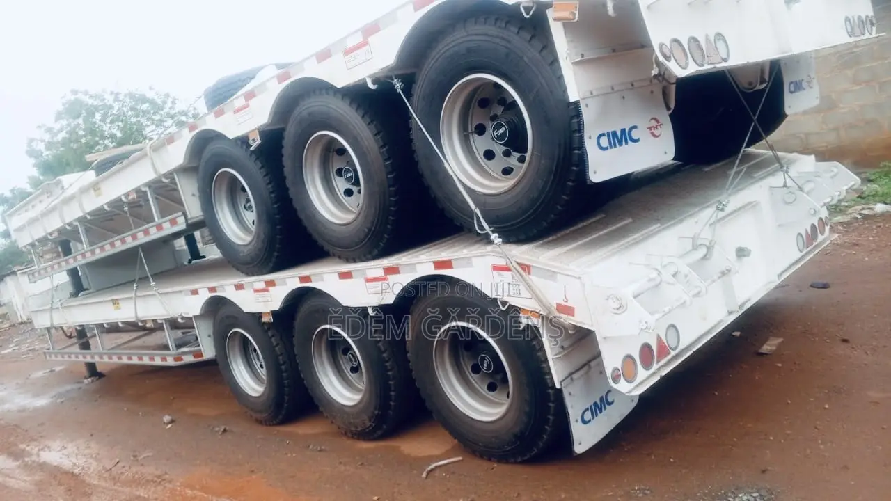 Brand New 3 Axles Lowbed Trucks for Sale