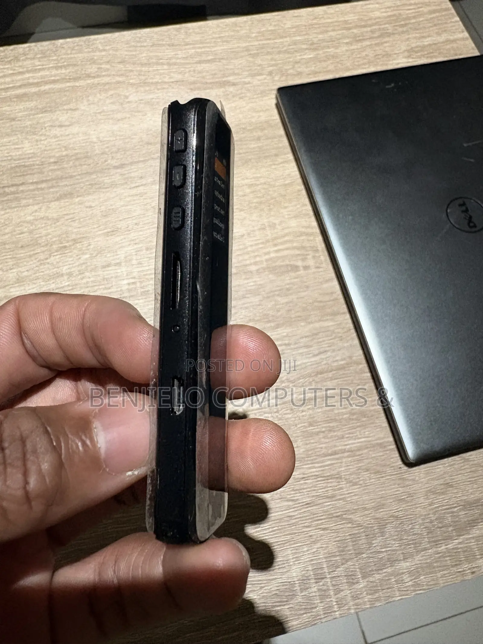 Digital Voice Recorder, Long Lasting Rechargeable Battery