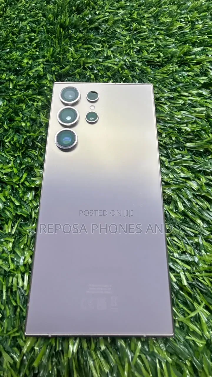 New Samsung Galaxy S24 Ultra 256 GB Black