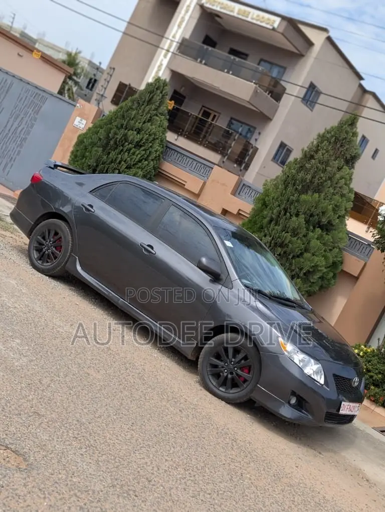 Toyota Corolla 2009 Gray