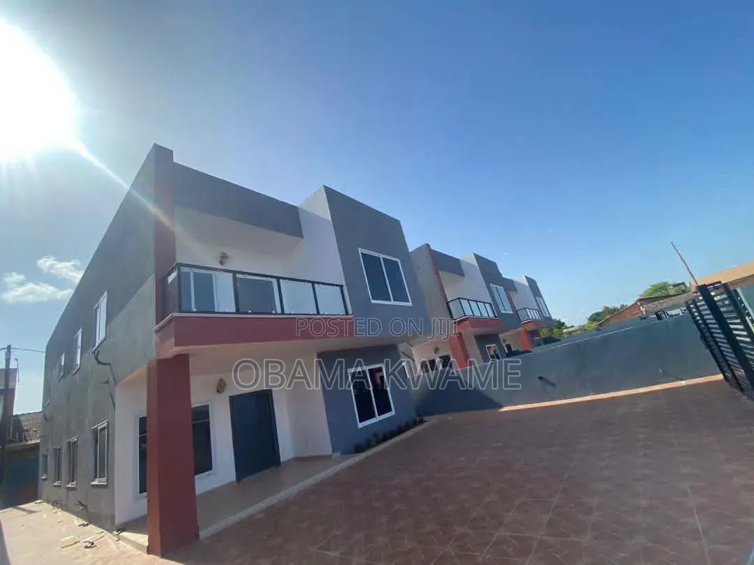 4bdrm House in Laryea Homes, School Junction for rent