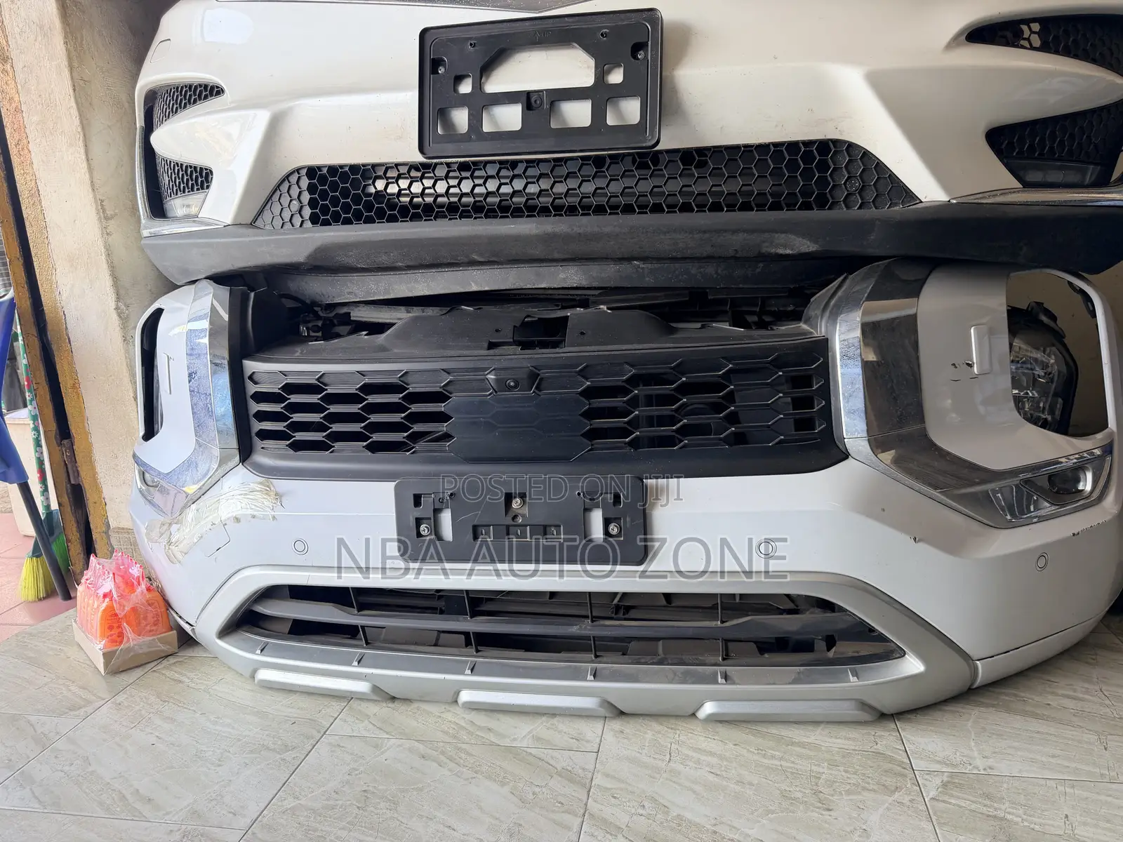Mitsubishi Outlander 2022-2024 Front Cut Complete