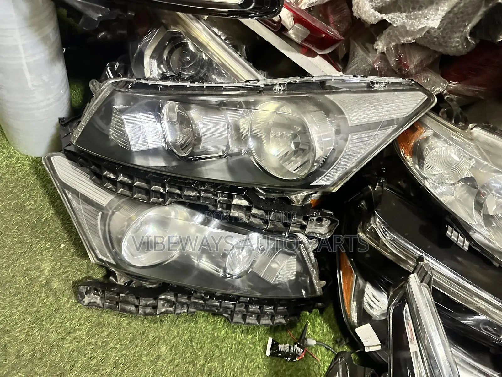 Honda Accord 2011 -2012-2013 Headlights Original Charger Type