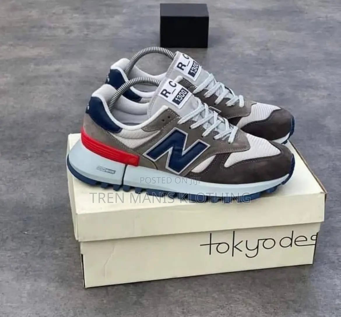 New Balance RC 1300