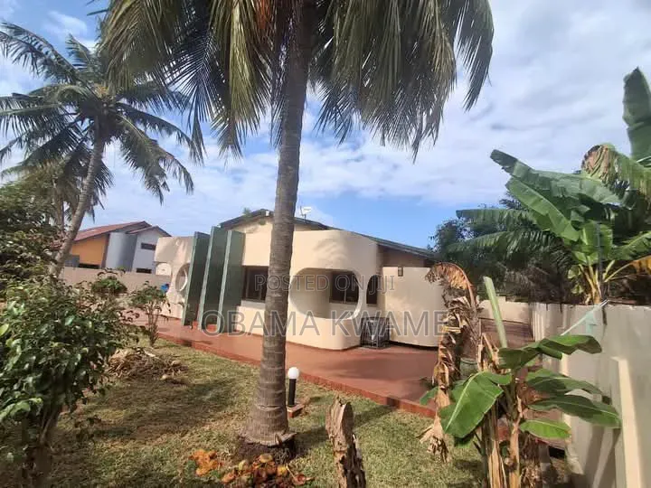 4bdrm House in Laryea Homes, A&C Mall Area for rent