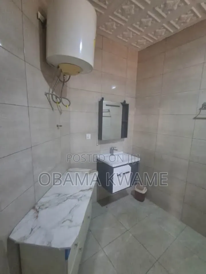 4bdrm House in Laryea Homes, A&C Mall Area for rent