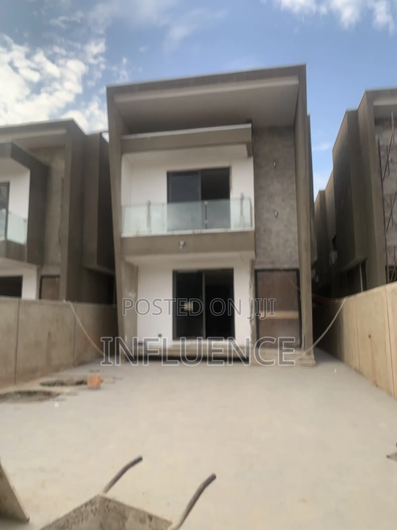 4bdrm House in East Legon for sale