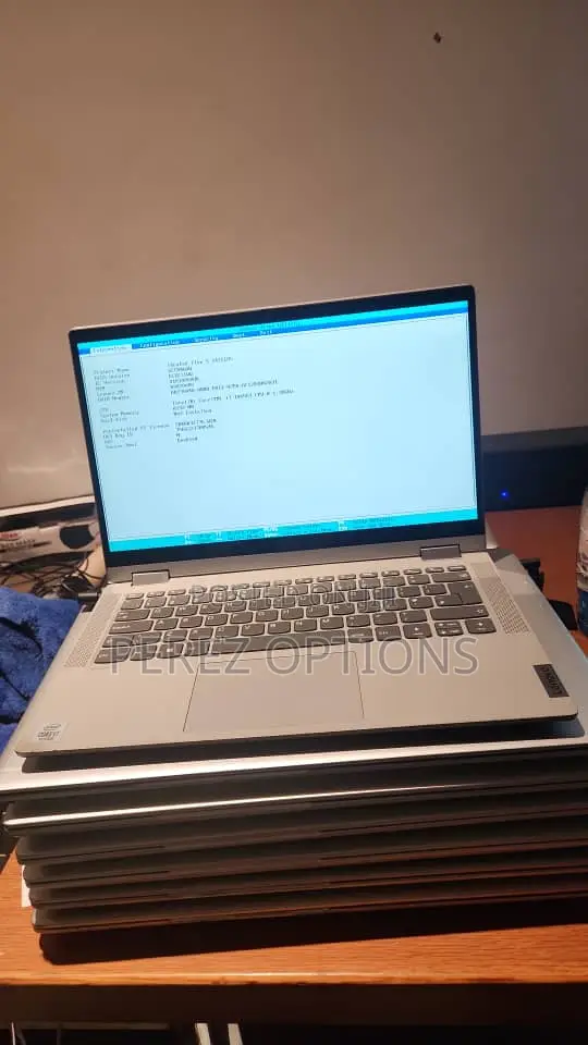 Laptop Lenovo IdeaPad Flex 14 12GB Intel SSD 256GB