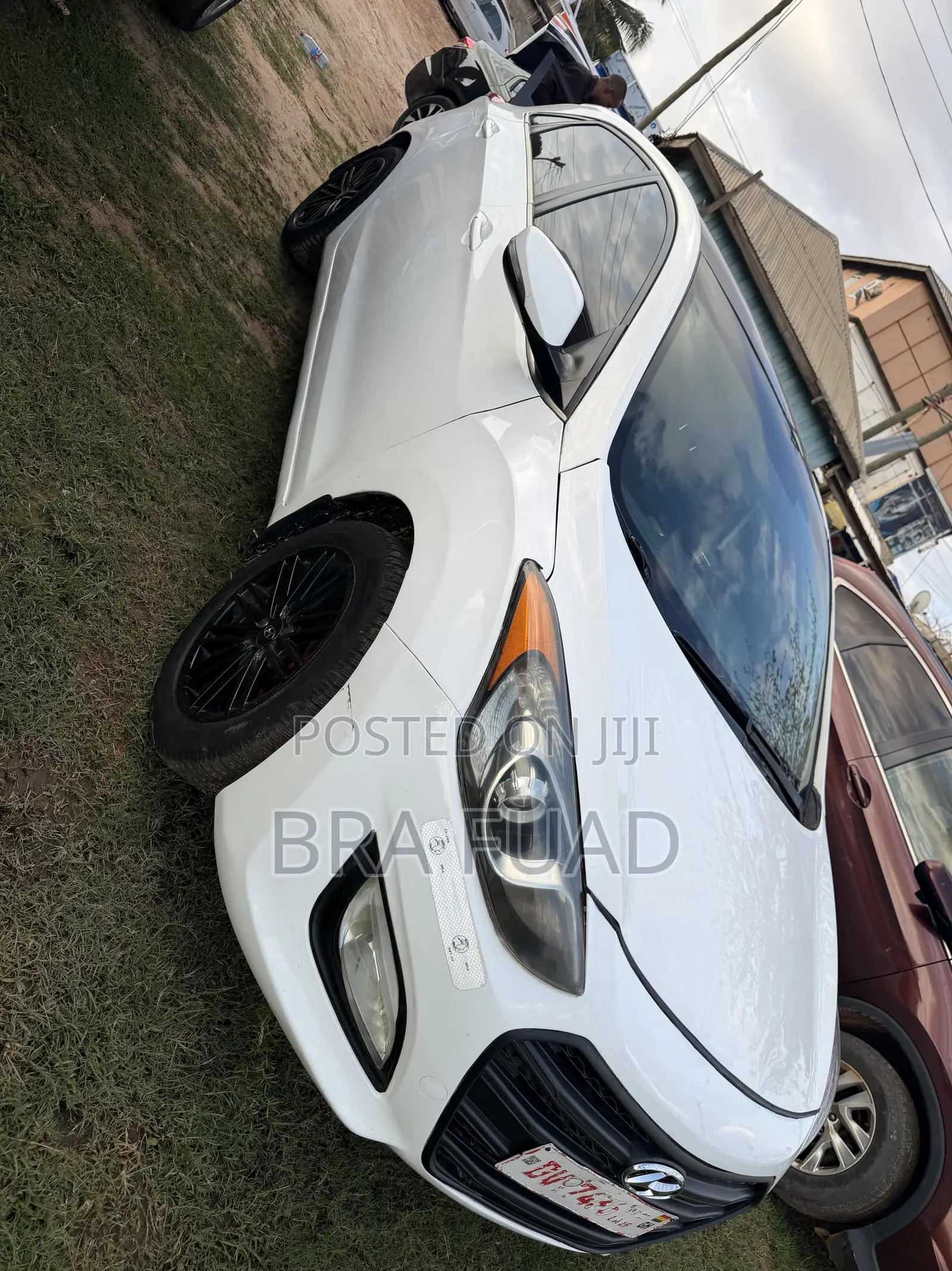Hyundai Elantra Limited 2012 White
