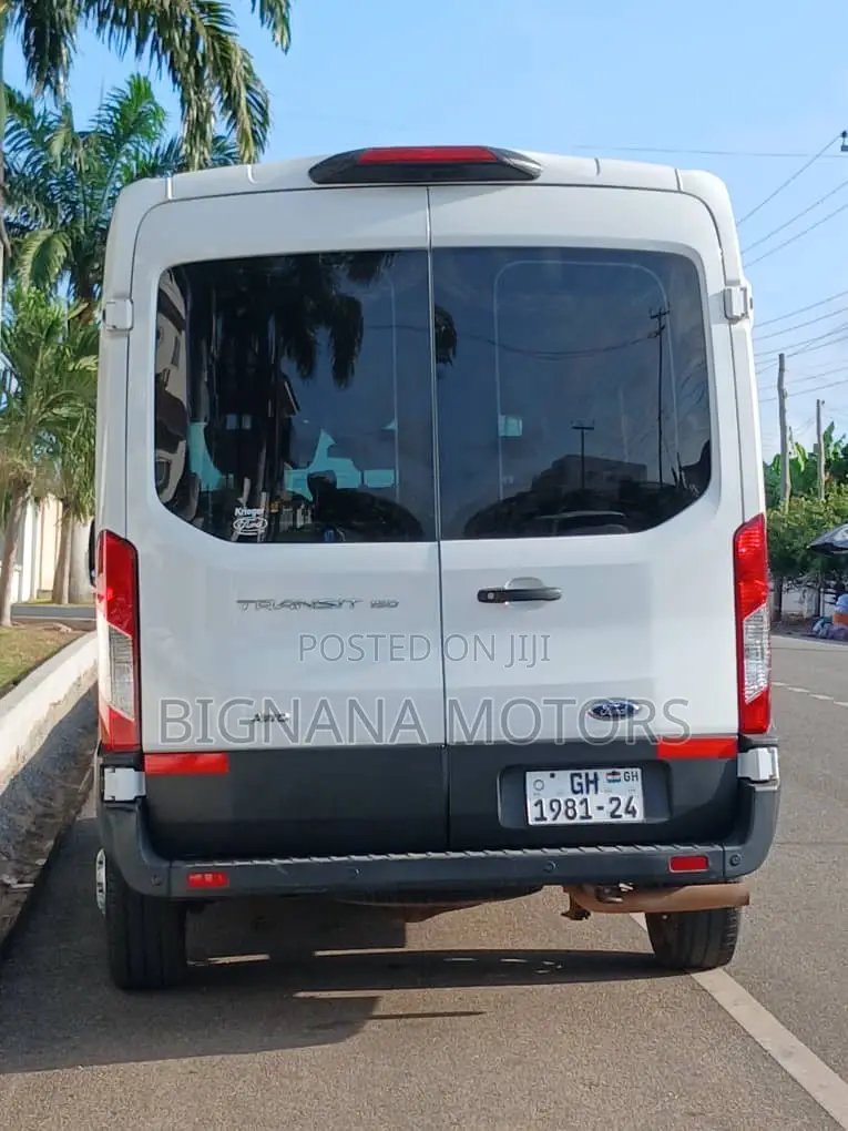Ford Transit 2023 White