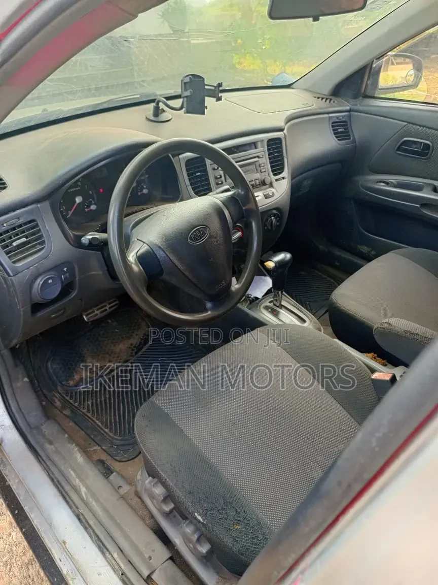 Kia Rio 1.5 LS Automatic 2009 Silver