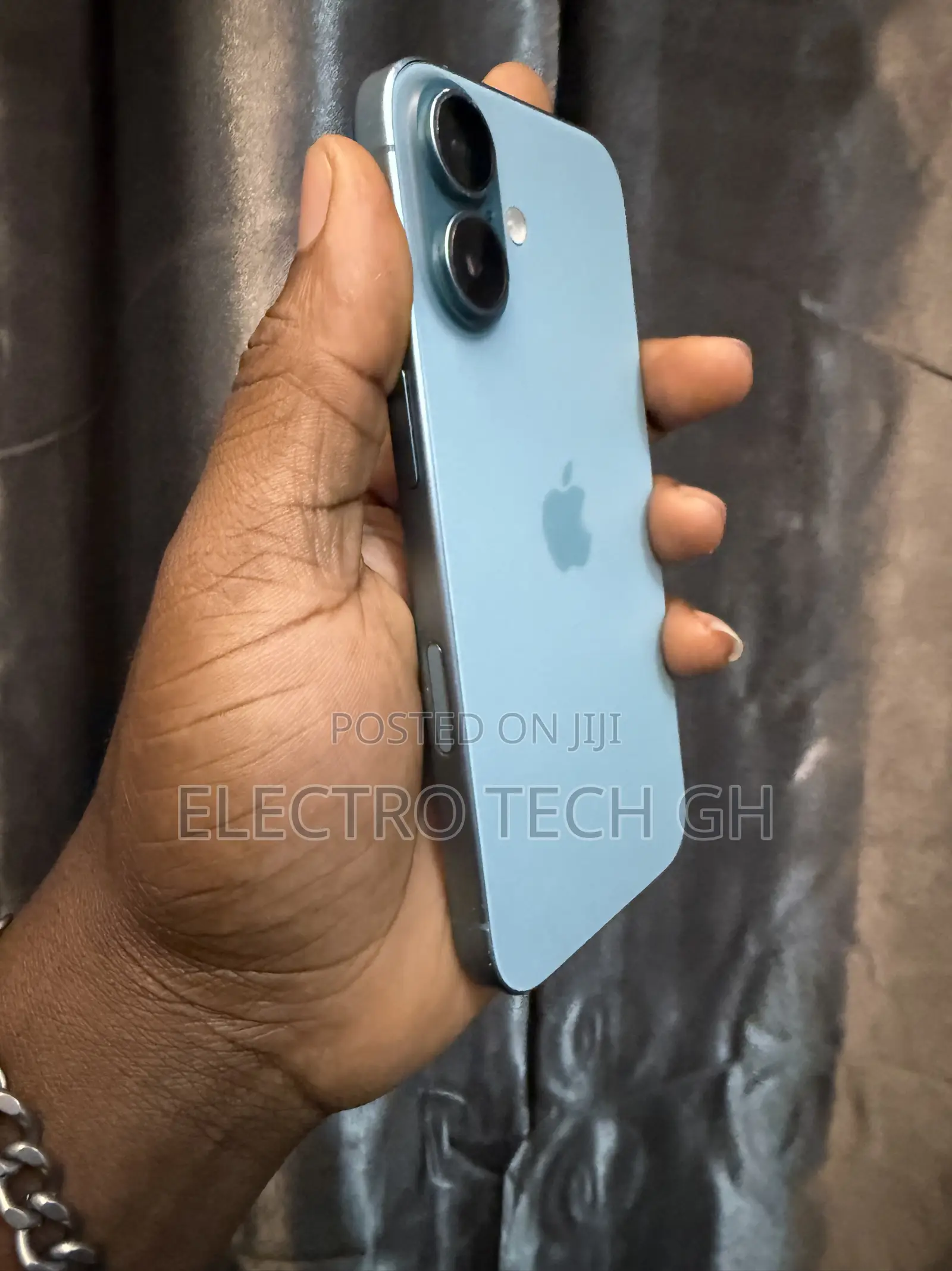 Apple iPhone 16 128 GB Green