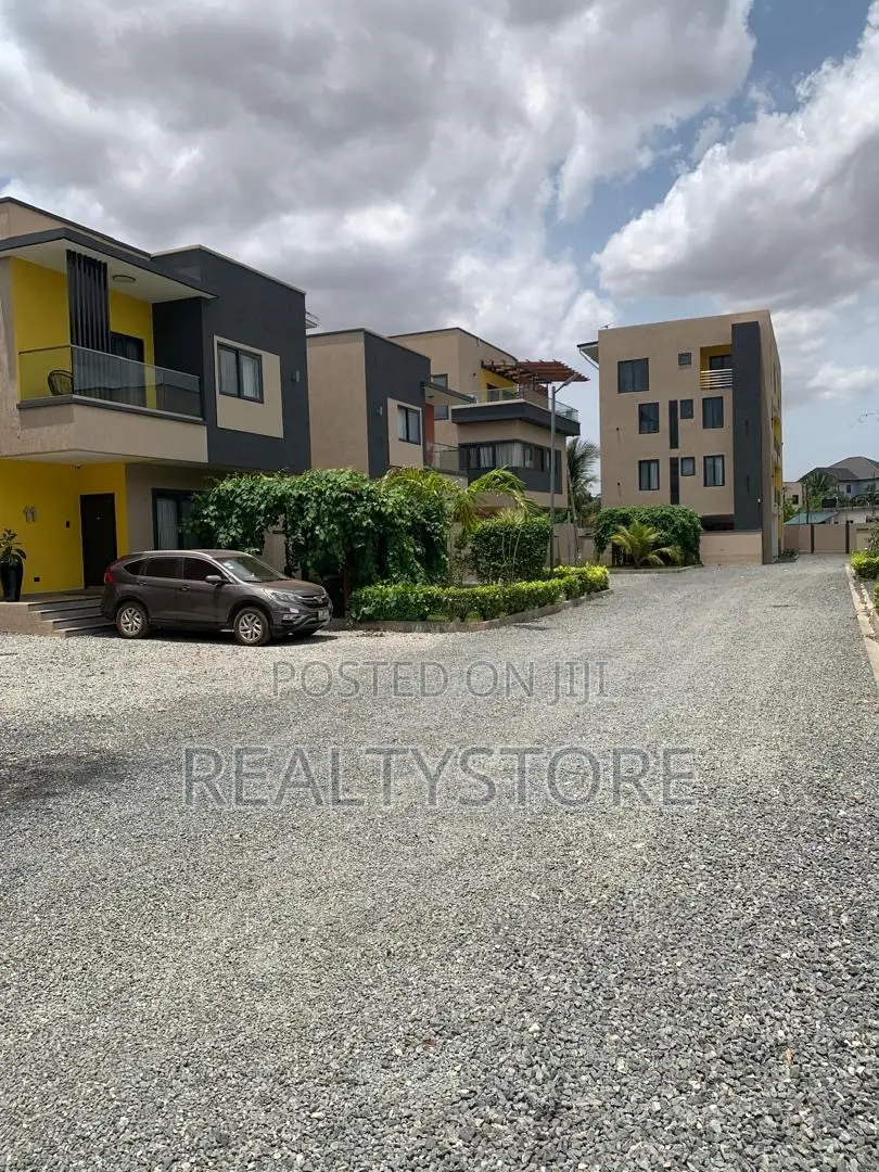 2bdrm Duplex in Cozy Home, Abokobi for sale