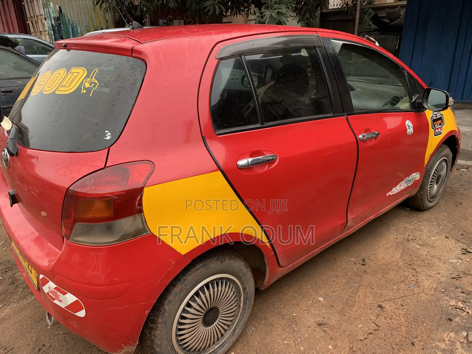 Toyota Vitz 1.3 AWD 5dr 2010 Red