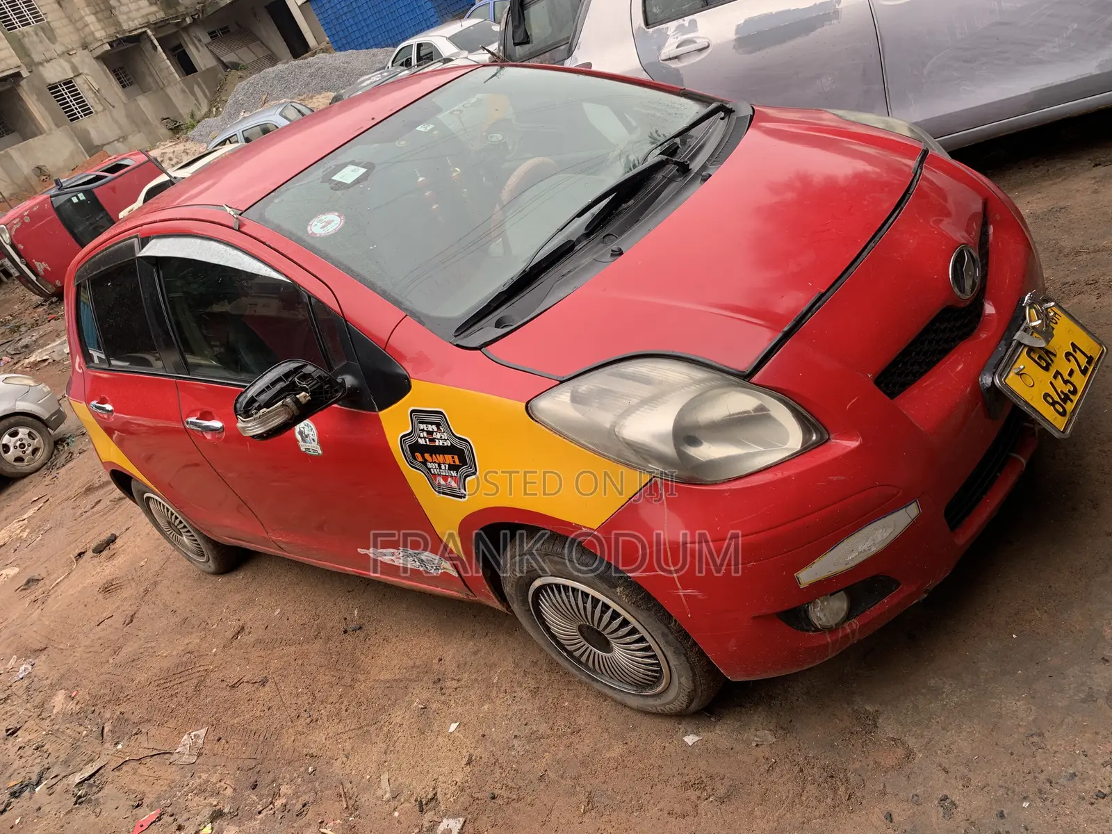 Toyota Vitz 1.3 AWD 5dr 2010 Red