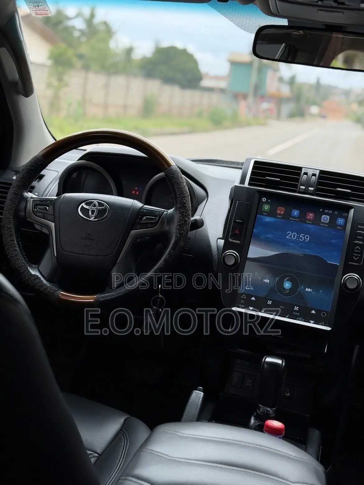 Toyota Land Cruiser Prado 2017 Black