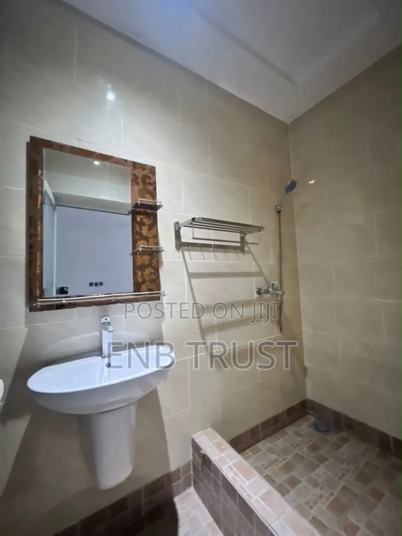 2bdrm Apartment in Adjiganor, Otano for rent