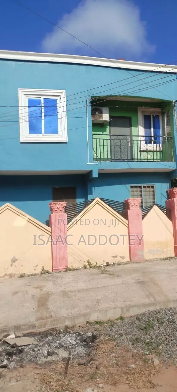 3bdrm Apartment in Spintex Abrantie, Baatsona Total for rent