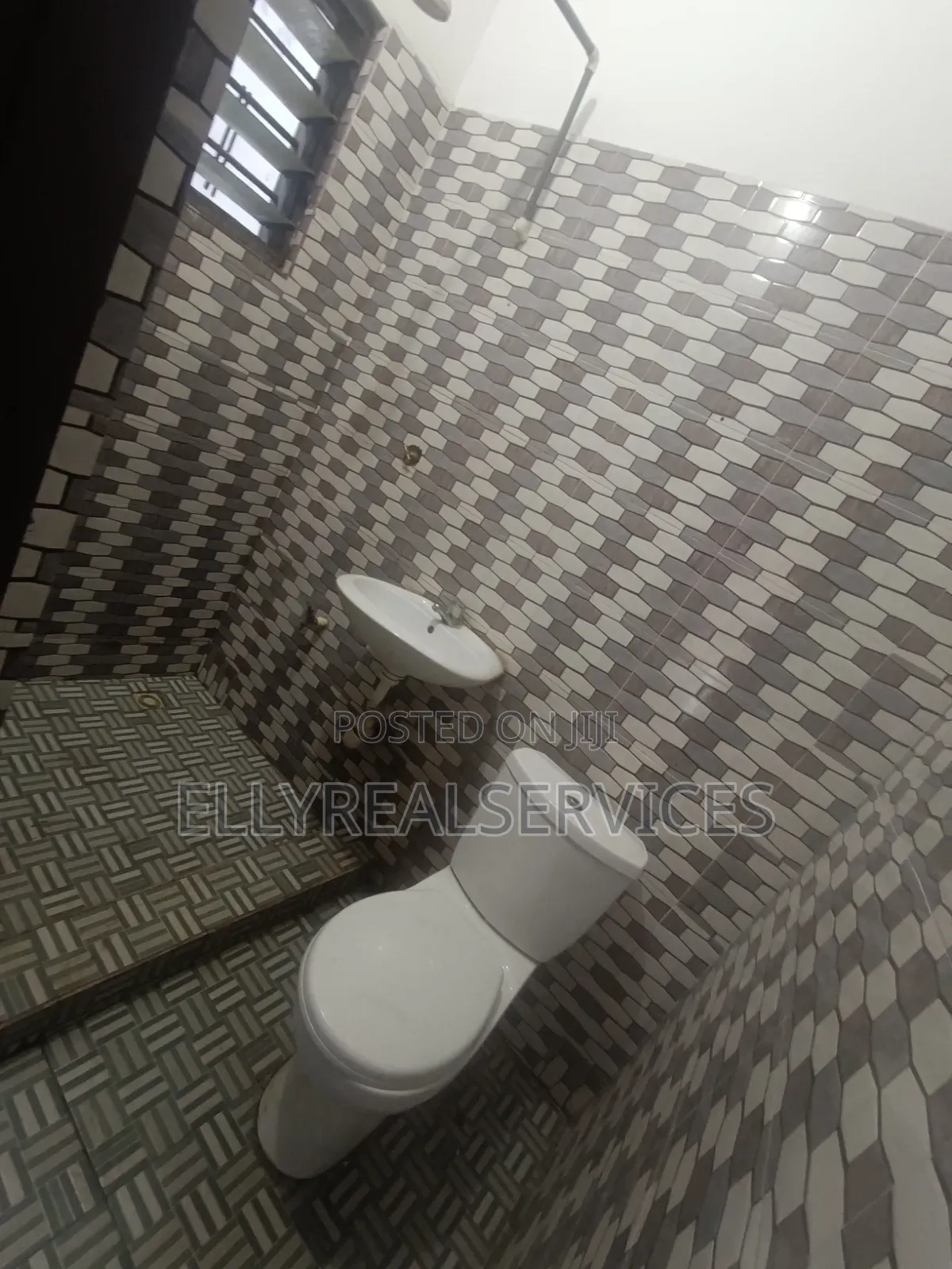 1bdrm Apartment in Ellyrealservices, Owusu Ansah for rent