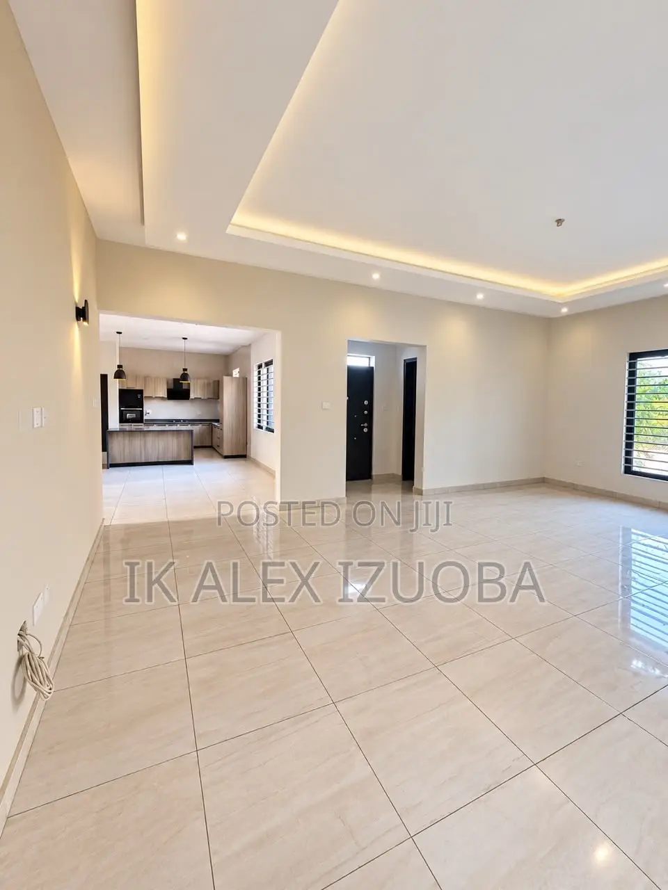 4bdrm House in Lakeside Community 8 for sale