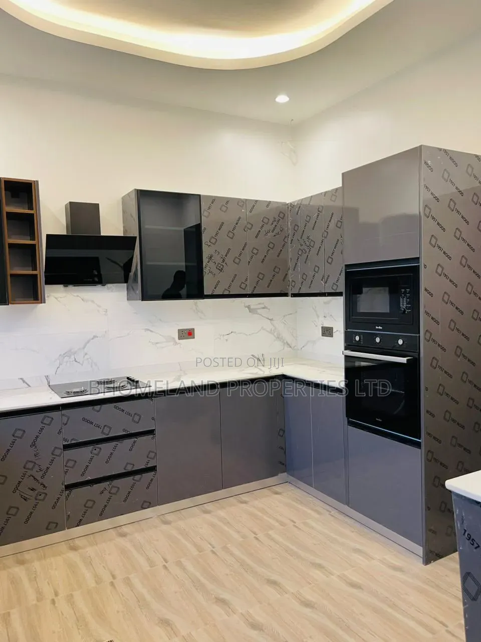 4bdrm Townhouse/Terrace in Palm Ridge , Baatsona Total for sale