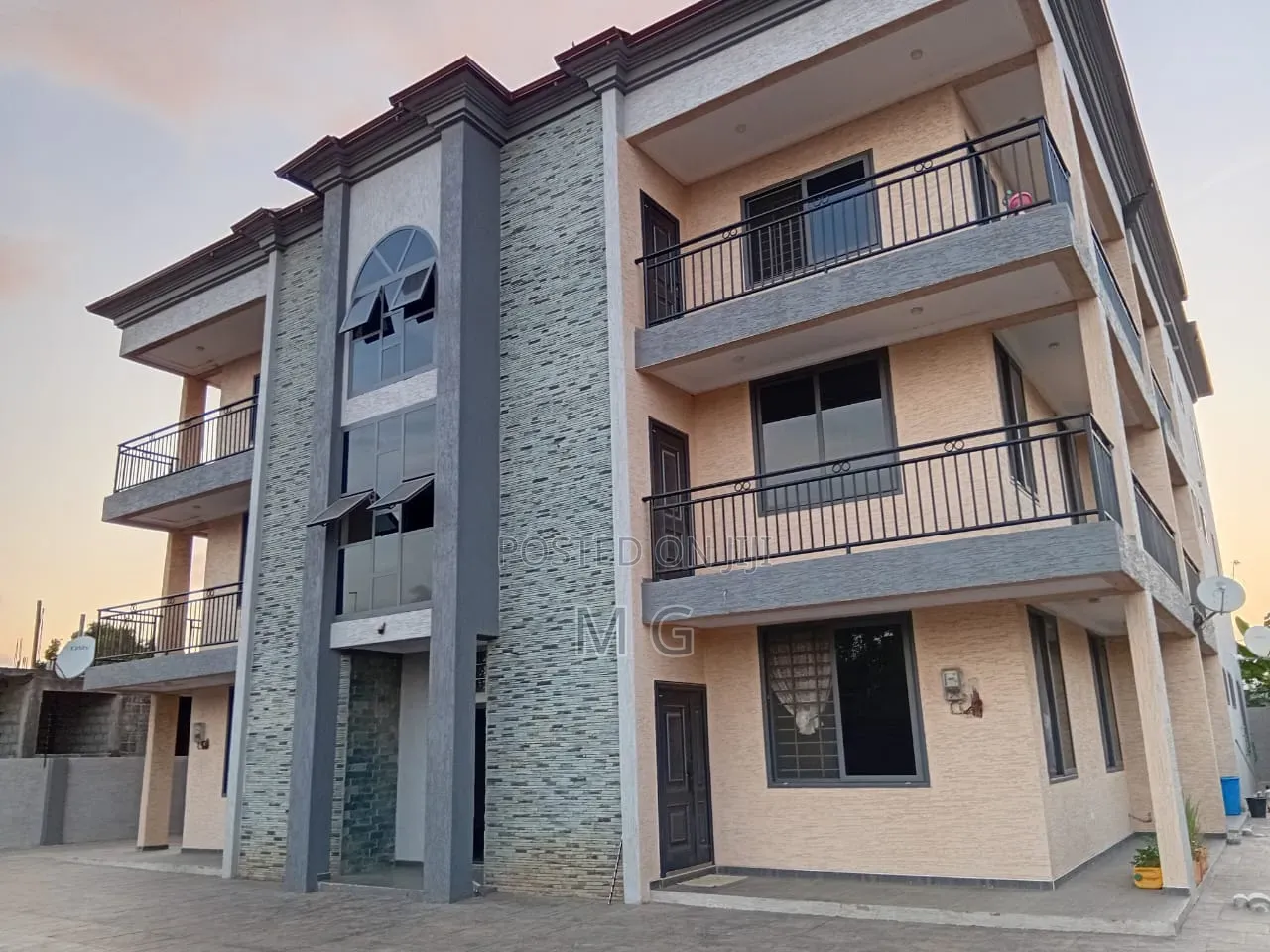 2bdrm Apartment in Tdc Housing Estate, Tema Metropolitan for rent