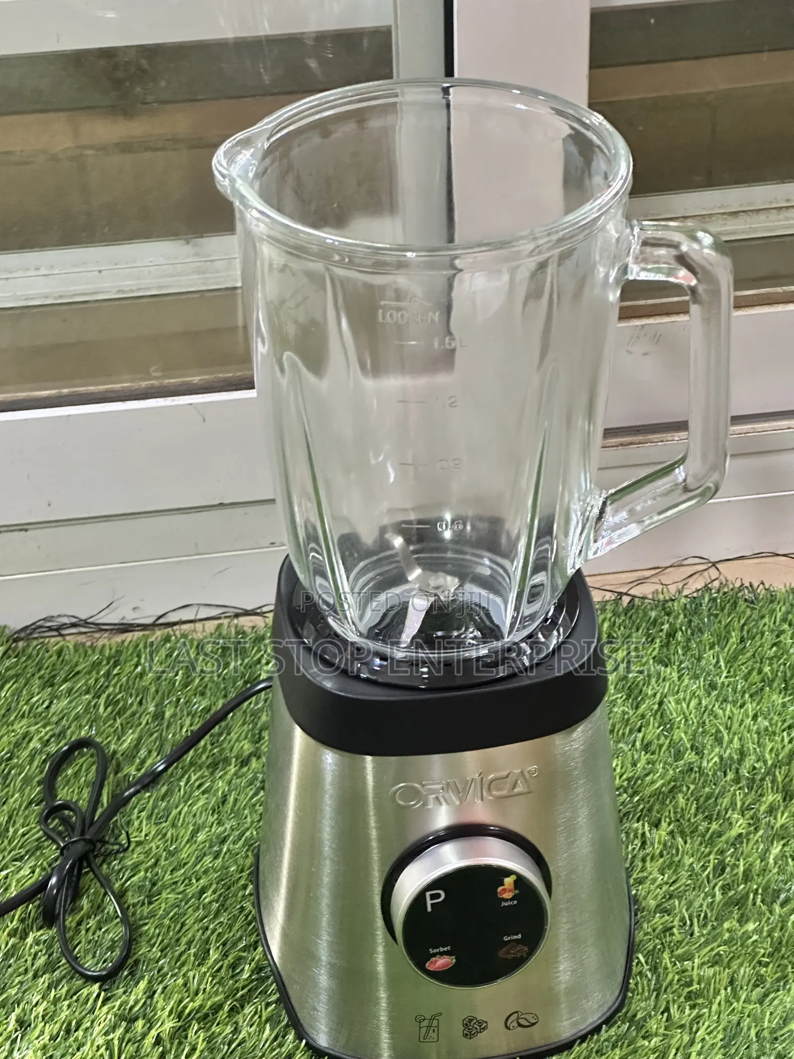 Quality and Classic Ovica Glass Blender