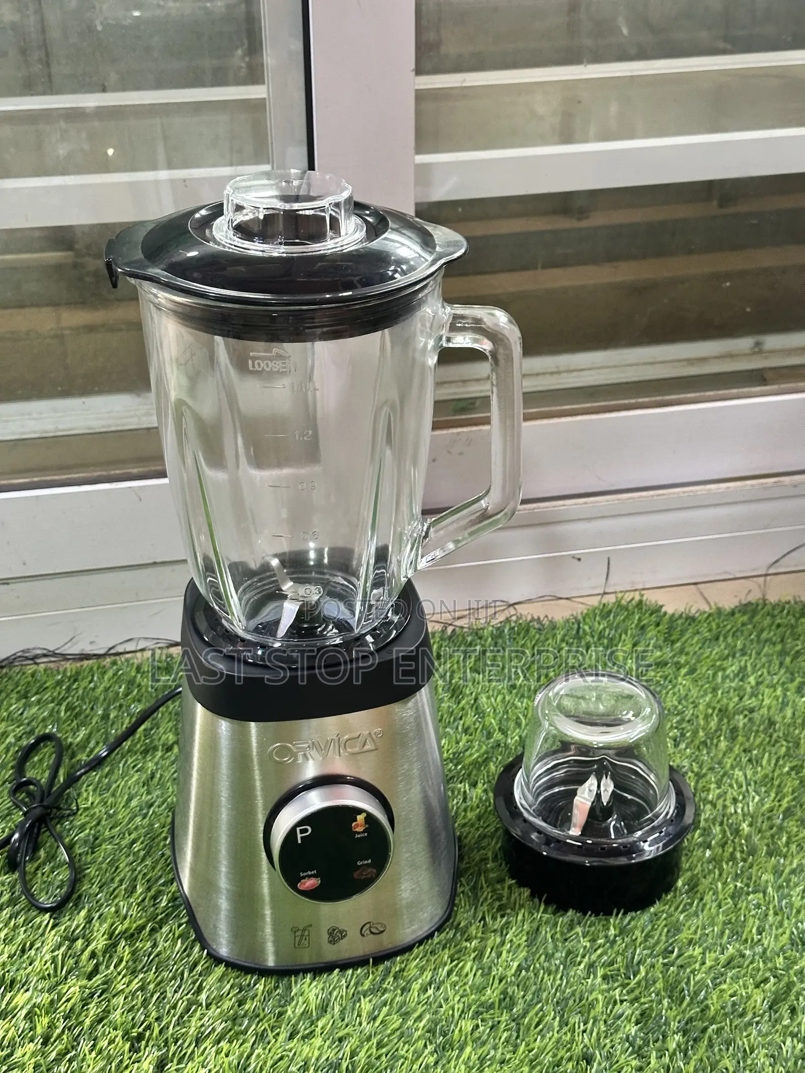 Quality and Classic Ovica Glass Blender