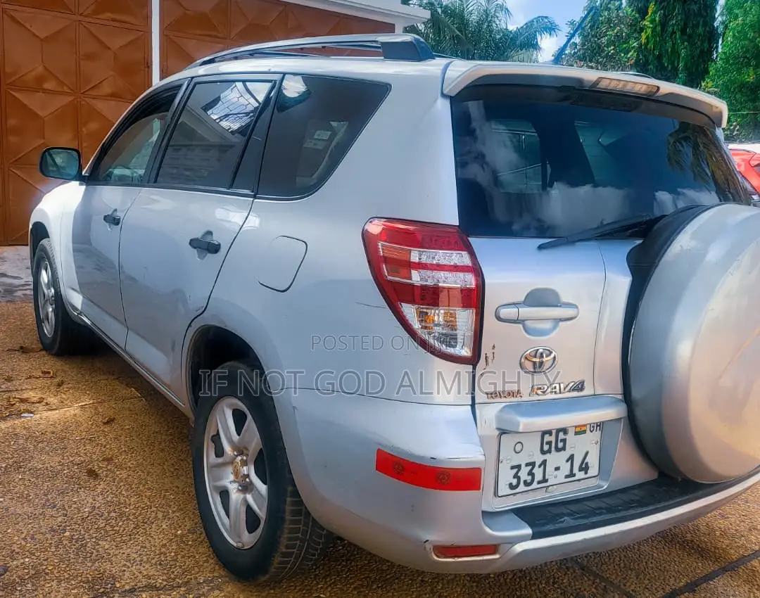 Toyota RAV4 2012 Silver